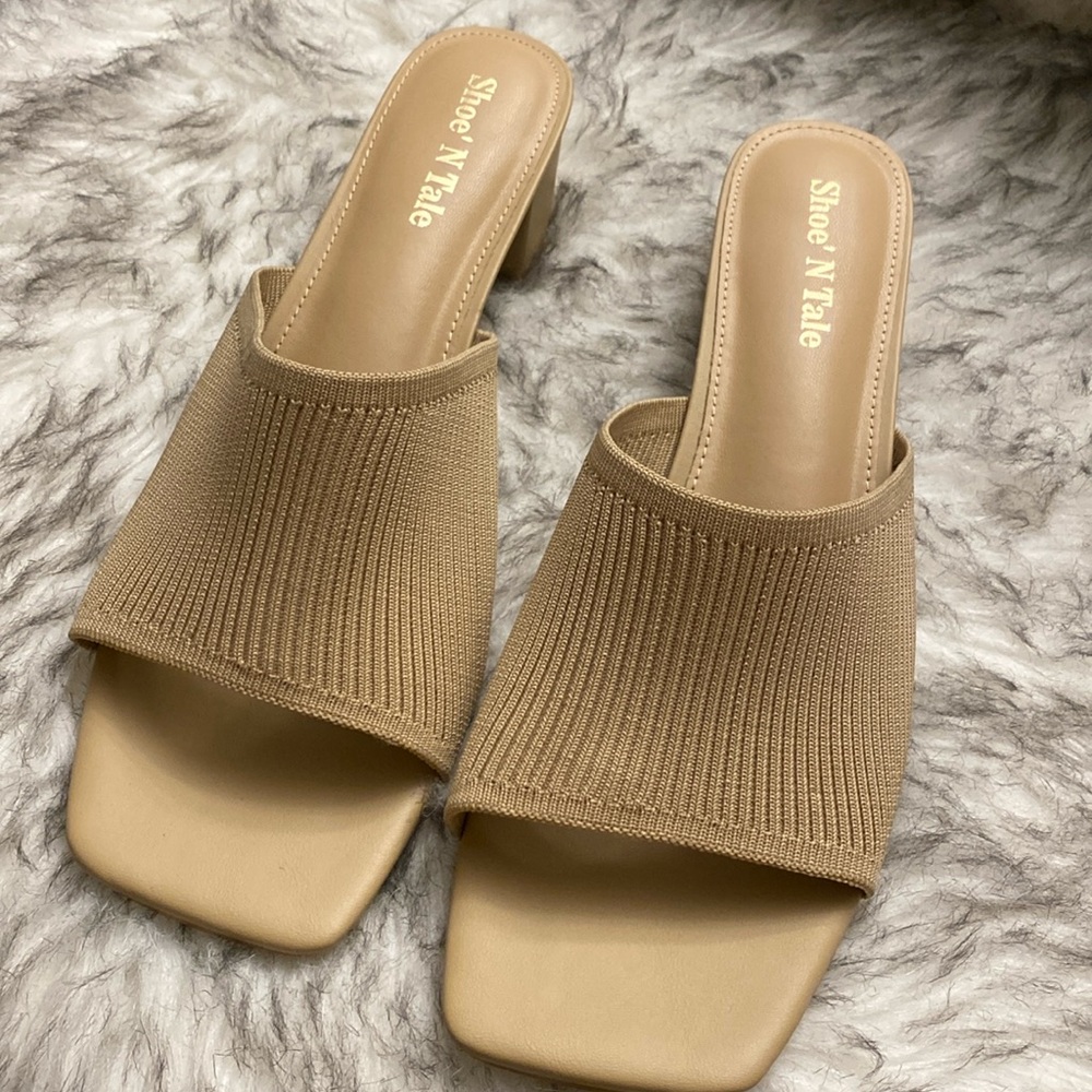 SHOE'N TALE ladies slip on sandals